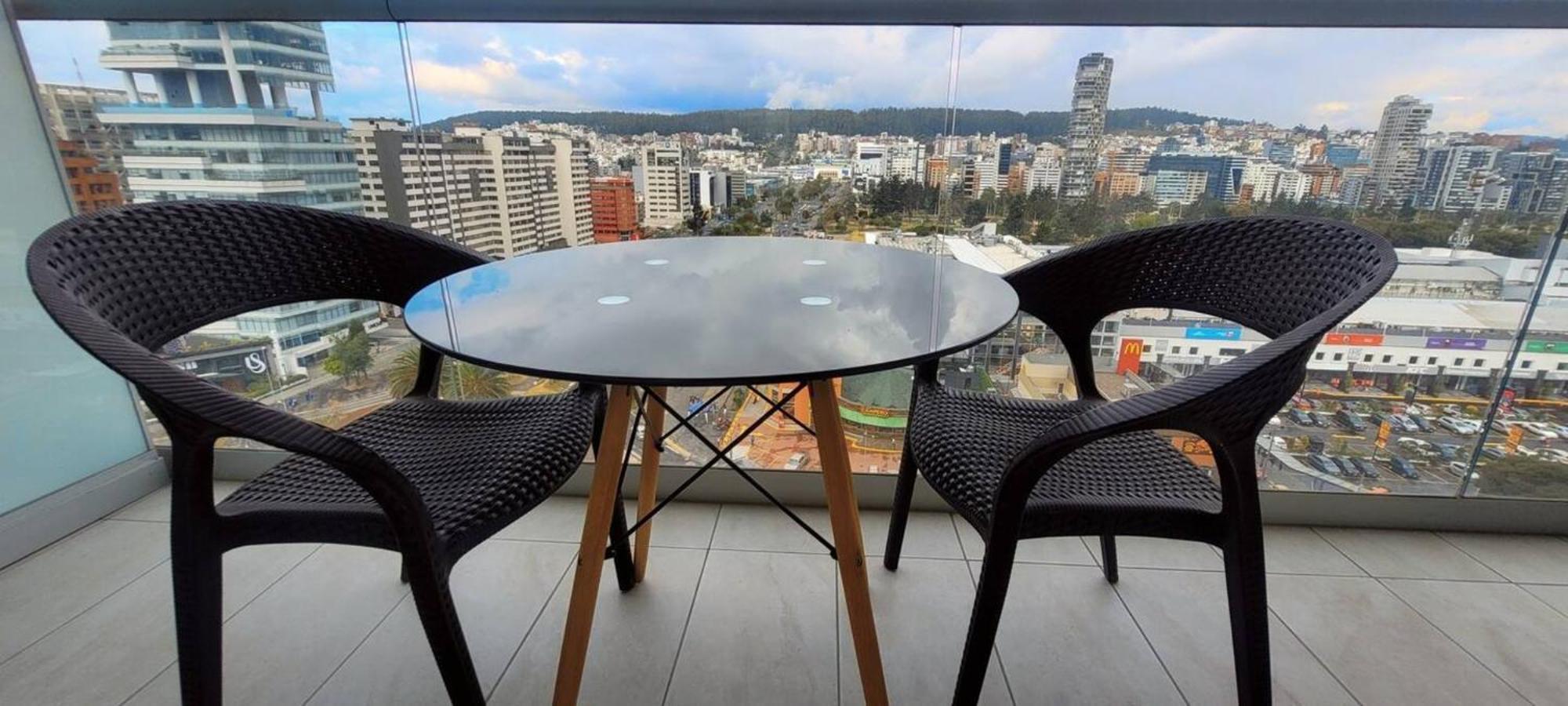 One Apartments Кіто Екстер'єр фото