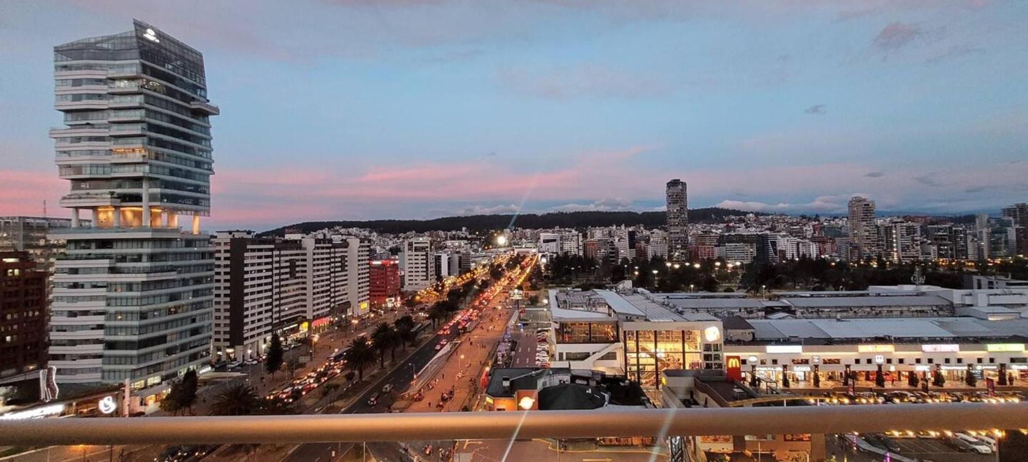One Apartments Кіто Екстер'єр фото
